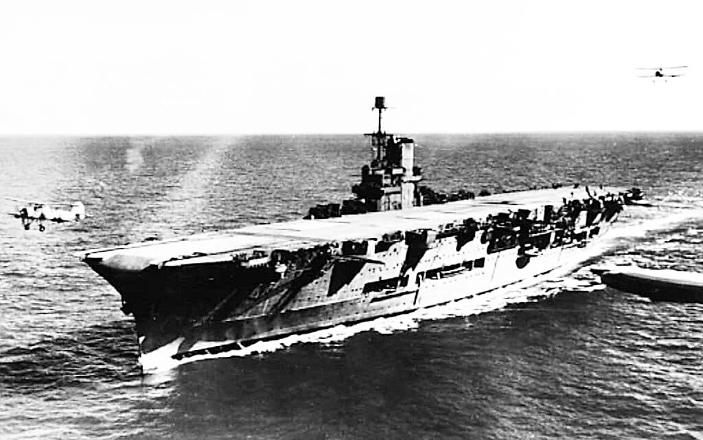 bismarck-arkroyal193816