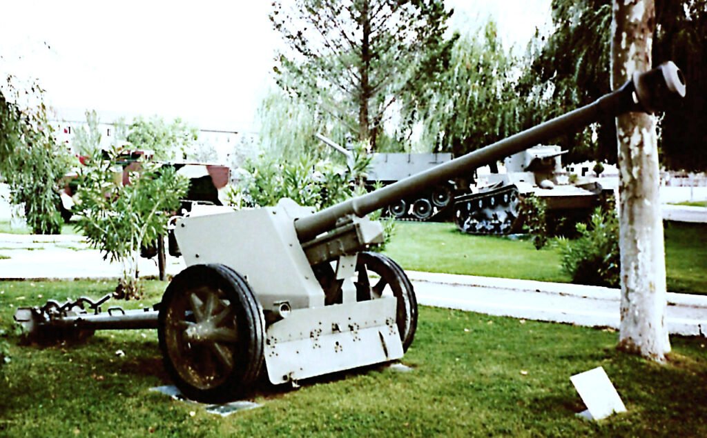 46 75 1. Pak 40. 7.5Cm Anti-Tank Gun Pak 40. 7,5 Cm Pak. 40 Курск 1943. 7.5 Cm Pak 97/38.